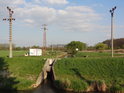 Chráněný soutok v Týnci. Kyjovku posiluje zleva část toku Kopanice.