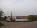 Ráno u rybníka v Kosticích.

